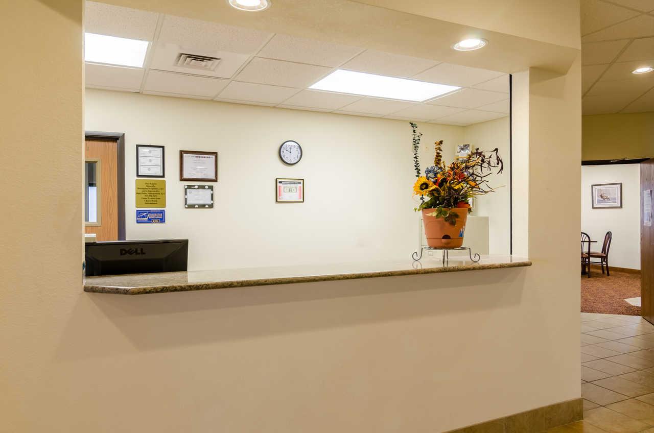 Rodeway Inn Larned Экстерьер фото