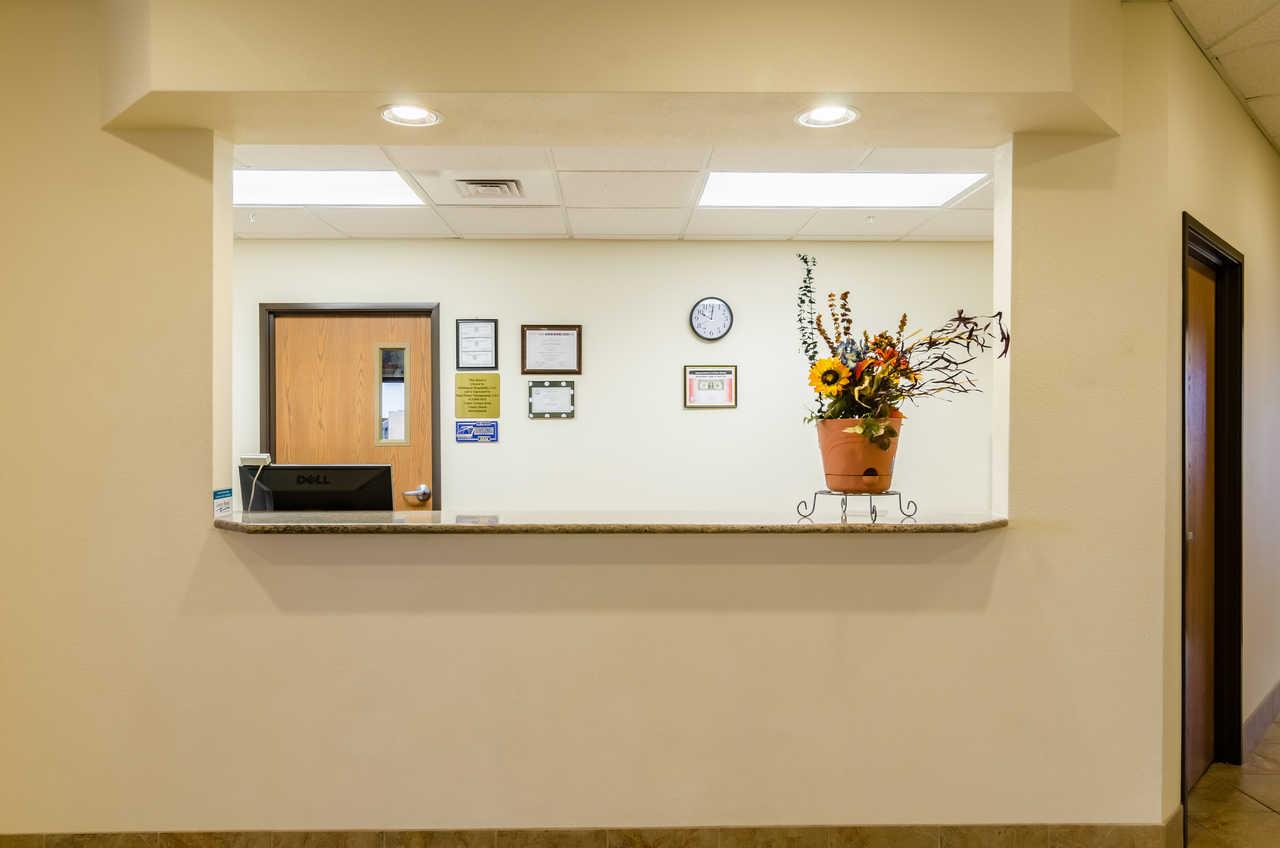 Rodeway Inn Larned Экстерьер фото