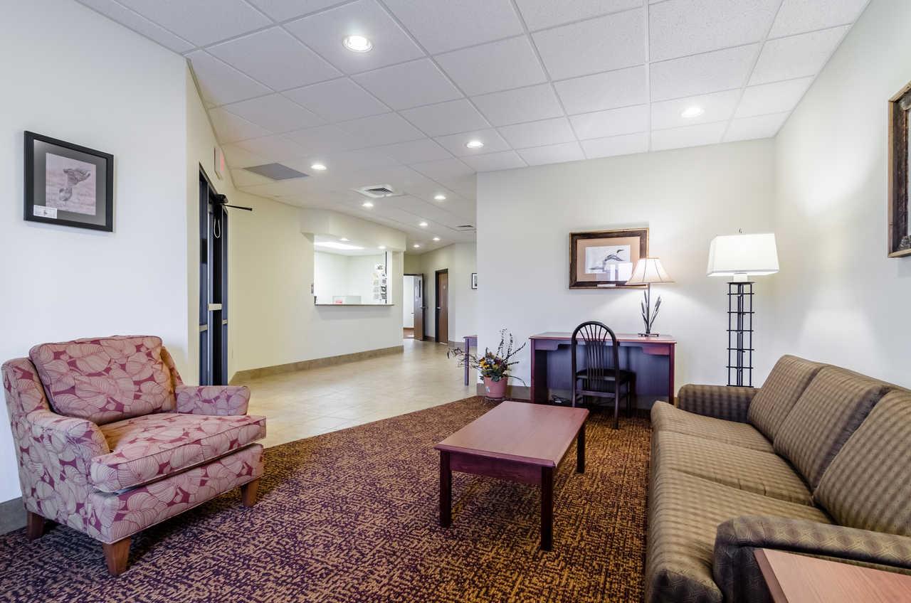 Rodeway Inn Larned Экстерьер фото